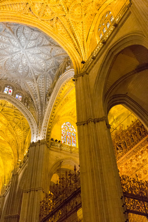 seville cathedral interior